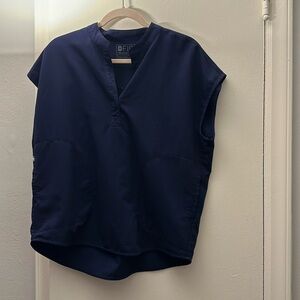 WearFigs navy top size S